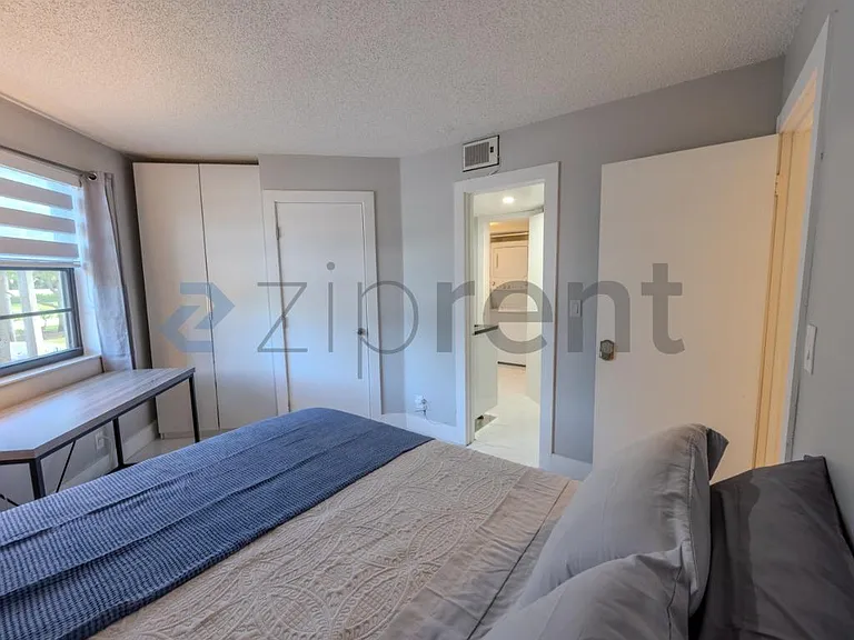 Bedroom #1