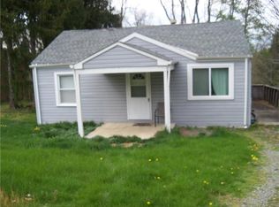 82 Midway Dr, Mc Kees Rocks, PA 15136