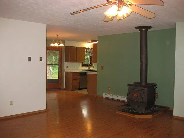 3 bed, $2,500 — Photo 4