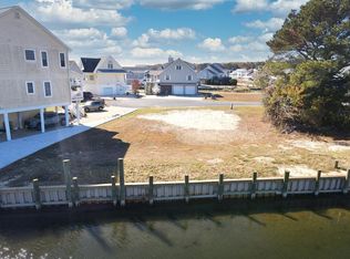1436 High Sea Dr, Greenbackville, VA 23356