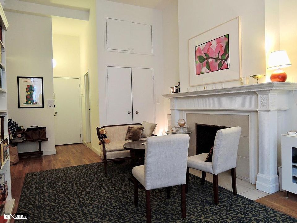 2nd image of 162 W 75th St APT 2F