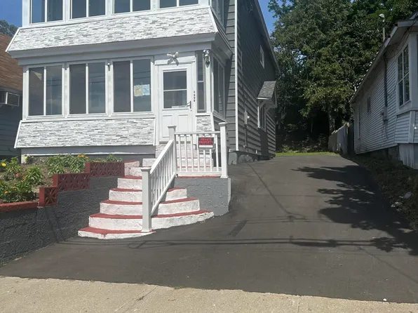 1009 Davis Terrace, Schenectady, NY 12303