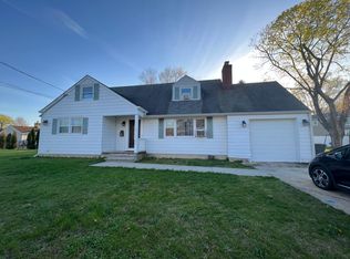 37 Baker Dr, West Long Branch, NJ