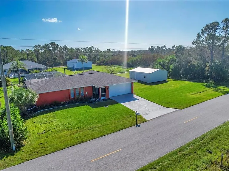 4154 Jennings Blvd — Photo 4