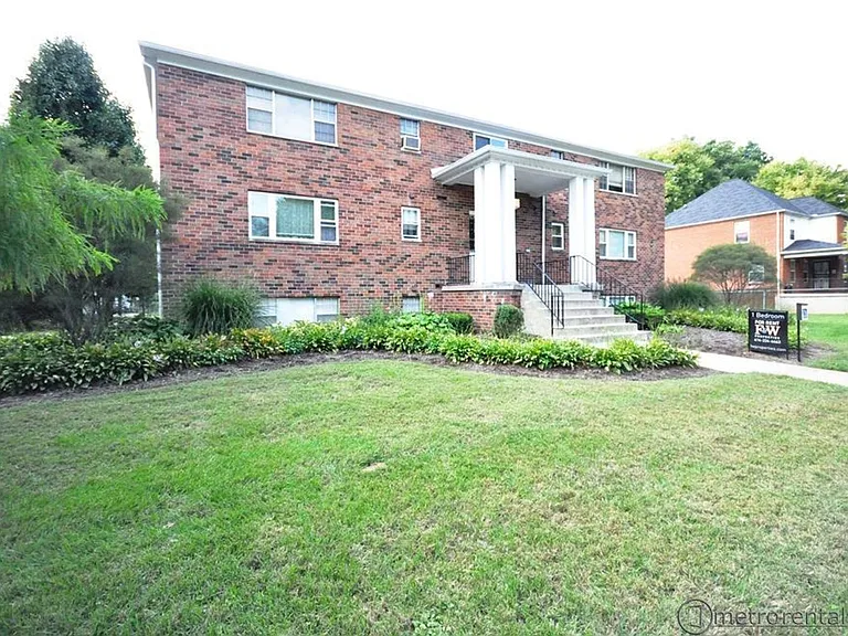 1855 E. Rich St. — Photo 1