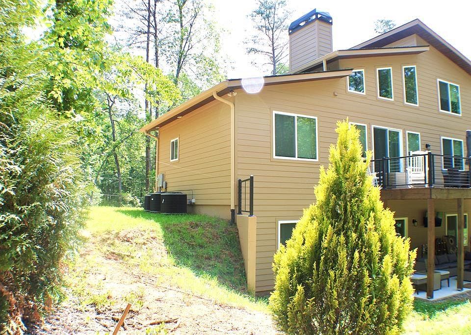 1st image of 939 Sunset Rd