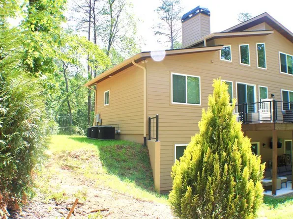 939 Sunset Rd, Epworth, GA 30541