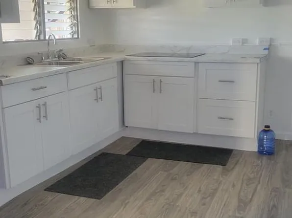 1256 Hulakui Dr #A, Honolulu, HI 96818