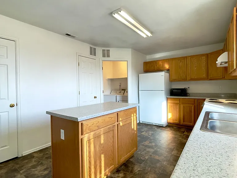 4961 Leland Point — Photo 8