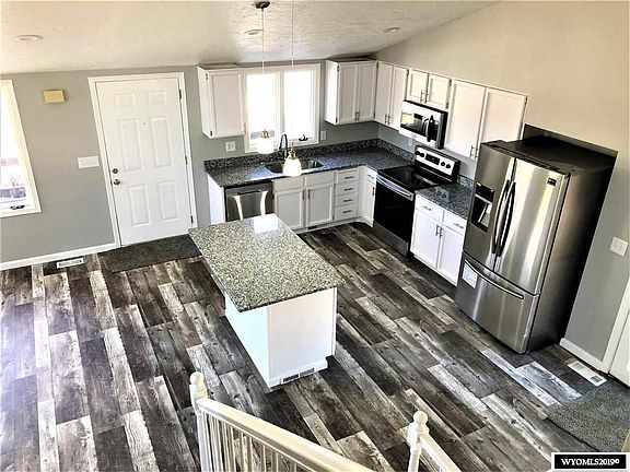 4th image of 432 Dana Cir