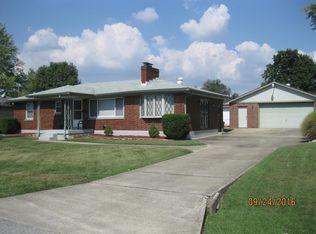 5805 Hornbeam Ln, Louisville, KY 40258