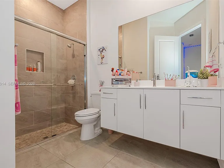 12835 Bayside Ct — Photo 26
