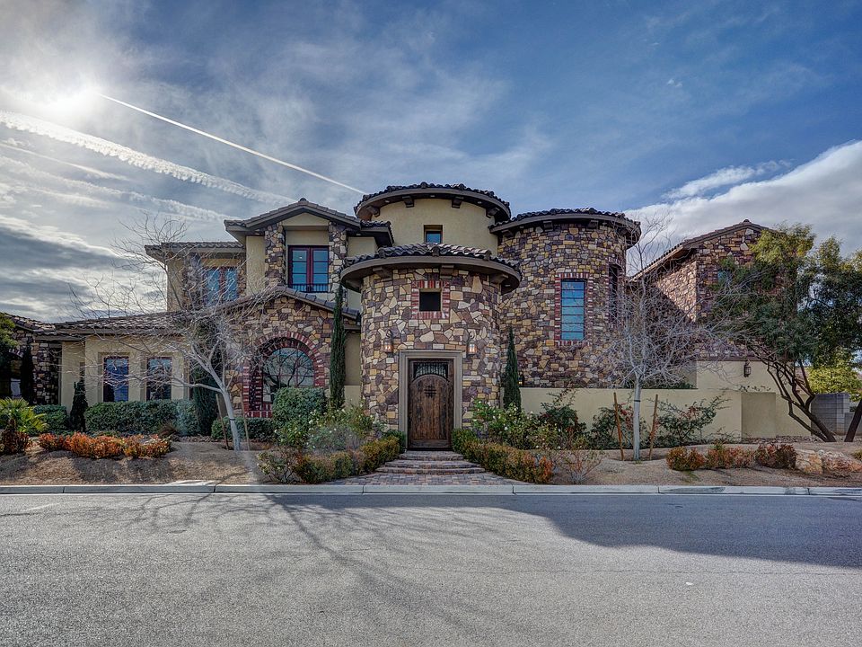 1st image of 8556 Verde Park Cir