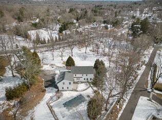 255 Hillside Rd, Fairfield, CT 06824