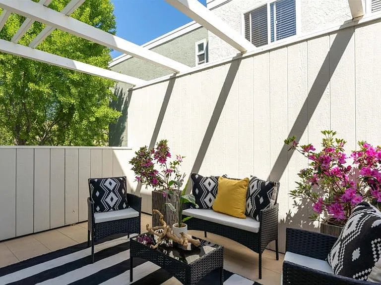 206 Michael Dr — Photo 18