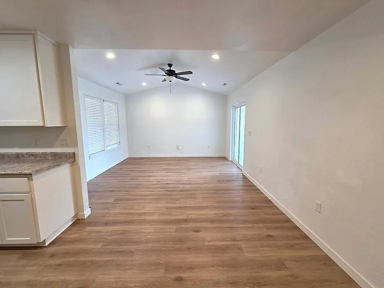 Newer Two bedroom/Two bath Duplex | Available NOW — Photo 3