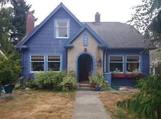 2322 45th Ave SW, Seattle, WA 98116