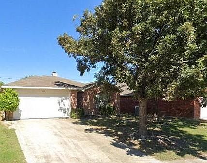 1st image of 818 Thorton Dr