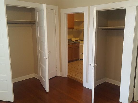 3rd image of 8111 Green St #X