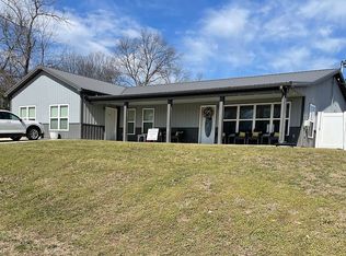 85 Timber Valley Dr, Linn Valley, KS 66040
