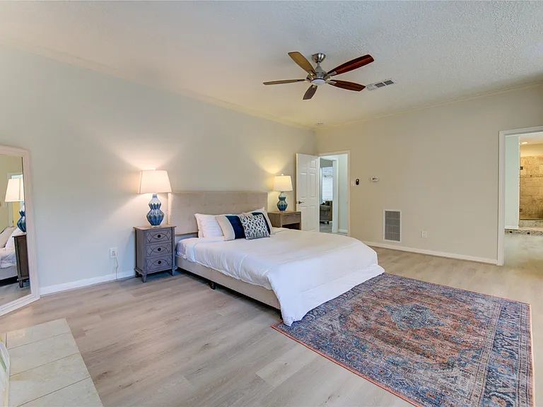 714 Last Arrow Dr — Photo 27