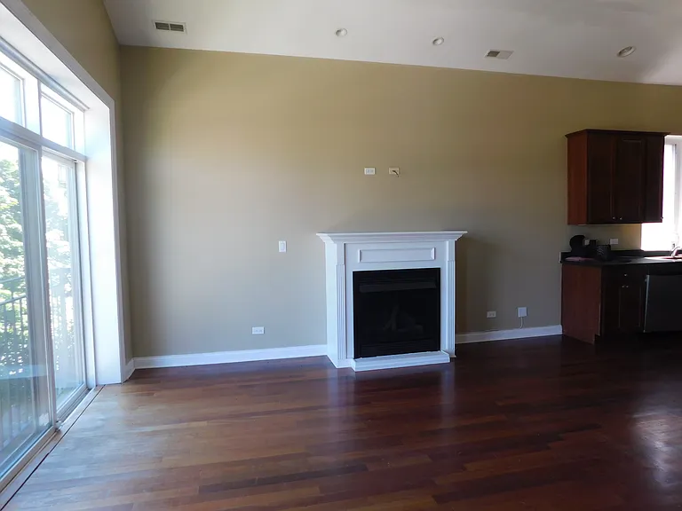 1612 N Nagle Ave #3 — Photo 5