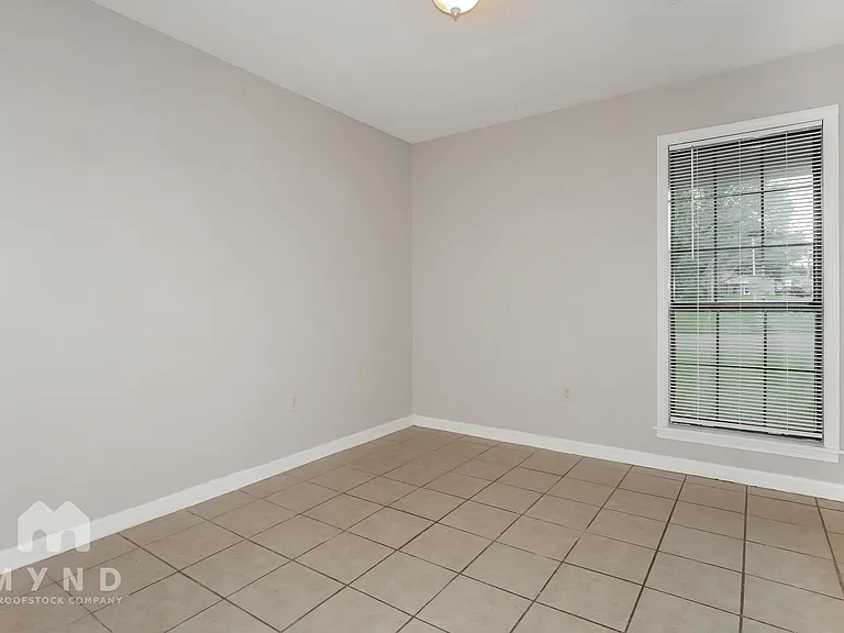 10571 Chateau Rd — Photo 16