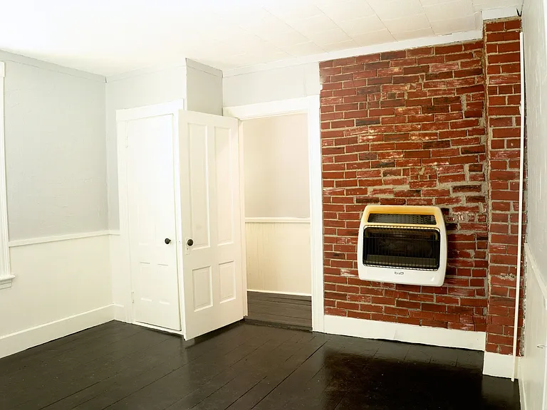 9 Terrace Pl #11 — Photo 5