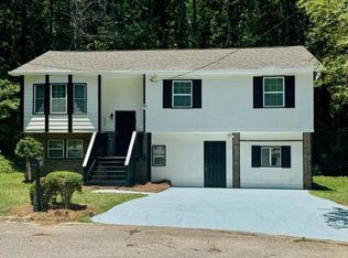 1963 Overton Trl, Stone Mountain, GA 30088