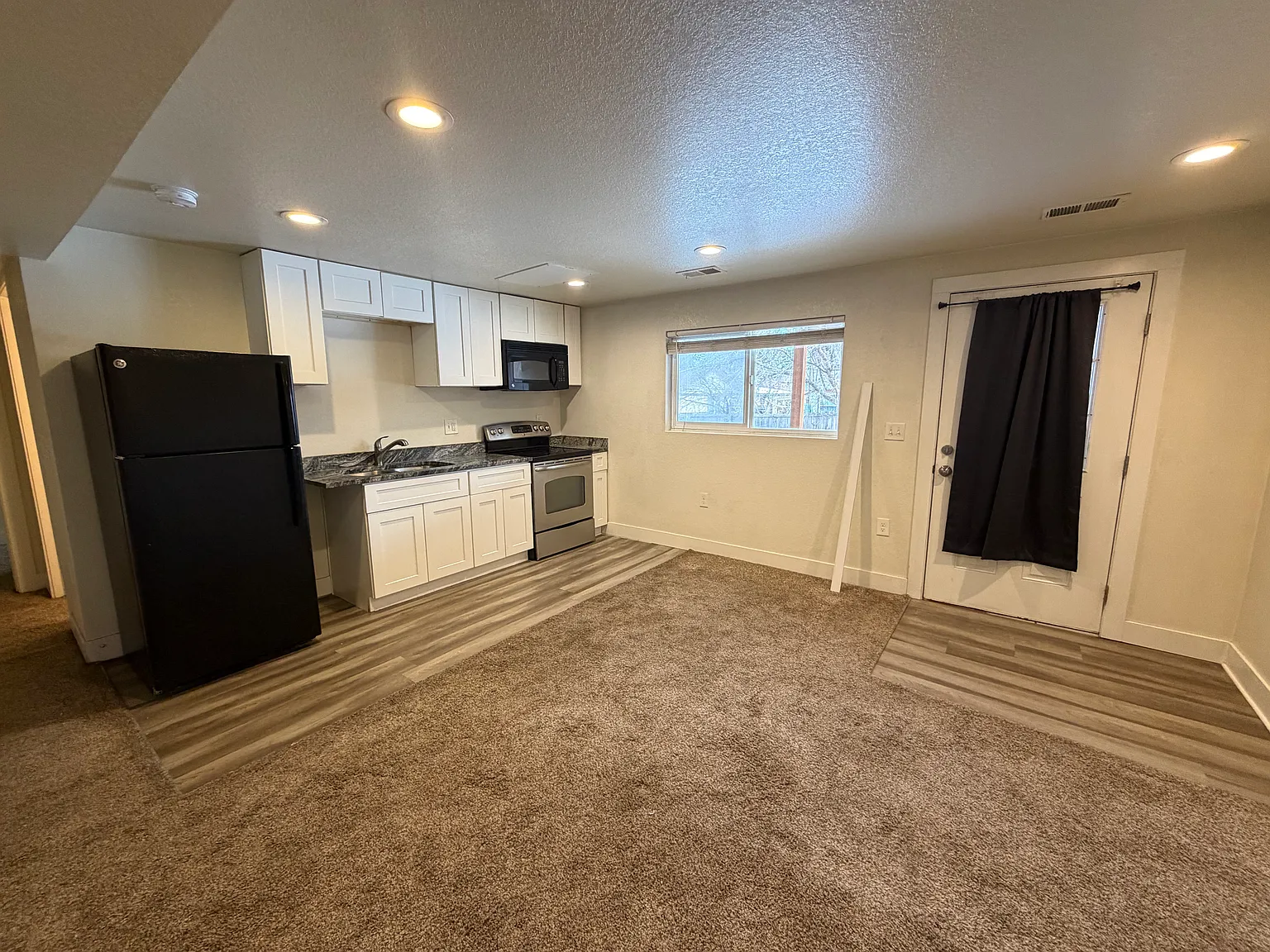 1 bed, $1,250 — Photo 3