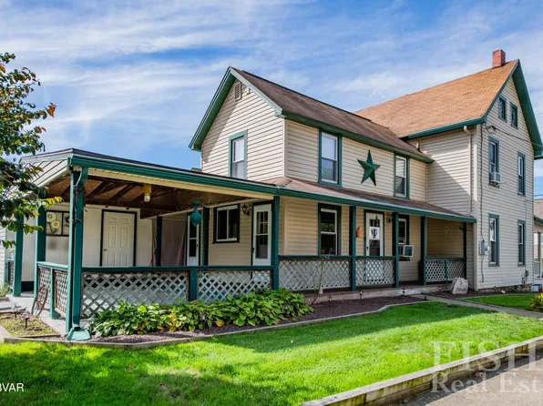1427 Walnut St, Jersey Shore, PA 17740