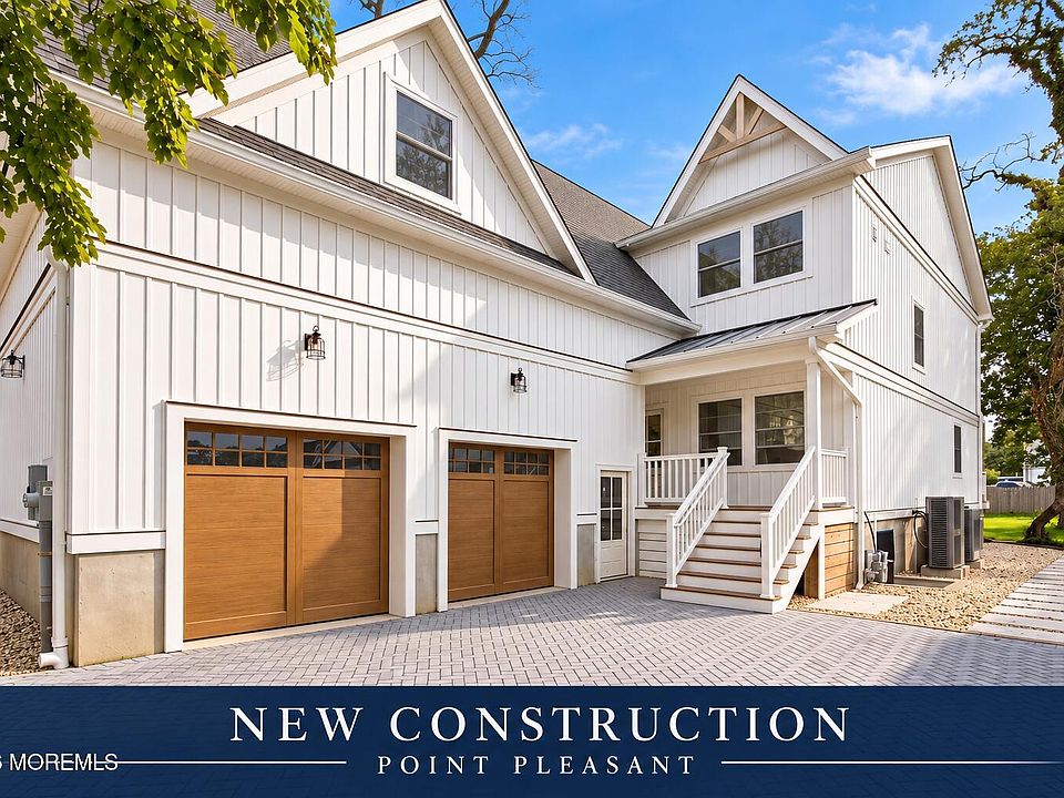 1st image of 825 Trenton Avenue