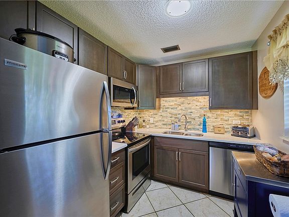 4th image of 42 Vista Gardens Trl APT 205
