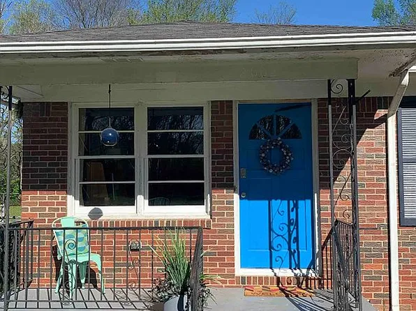 2002 Blue Bird Ave NW, Huntsville, AL 35816