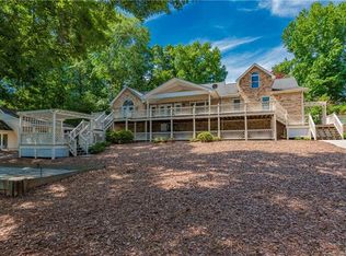 132 Sunstede Dr, Mooresville, NC 28117