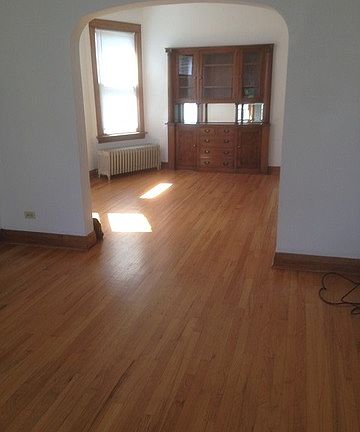 5th image of 2522 N Avers Ave #2