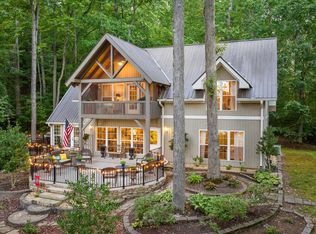 215 Sims Rd, Hiawassee, GA 30546