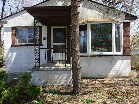3rd image of 1N731 Newton Ave
