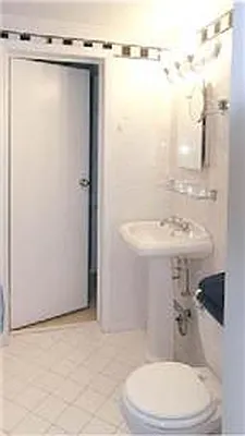 Rented by Oxford Property Group | media 11