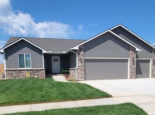 800 E Sunset St, Goddard, KS 67052
