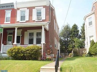 7422 Palmetto St, Philadelphia, PA 19111
