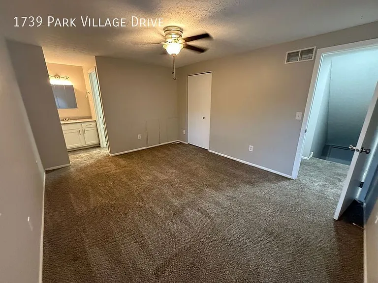 1739 Park Village Dr — Photo 20