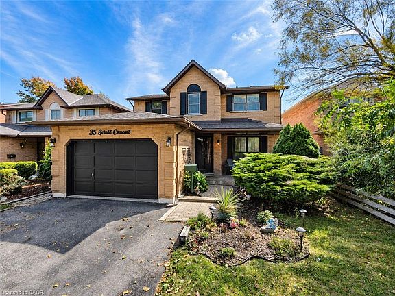 2nd image of 35 Gerald Cres
