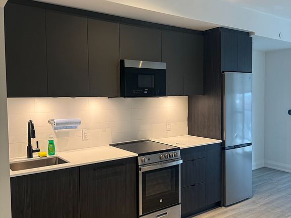 2nd image of 2369 Danforth Ave #807
