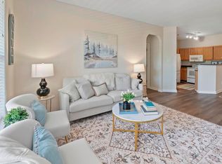 280 Riverbend Dr APT 1E, Charlottesville, VA