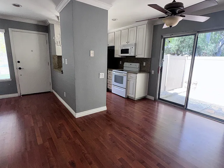 1647 Orinda Ct — Photo 15