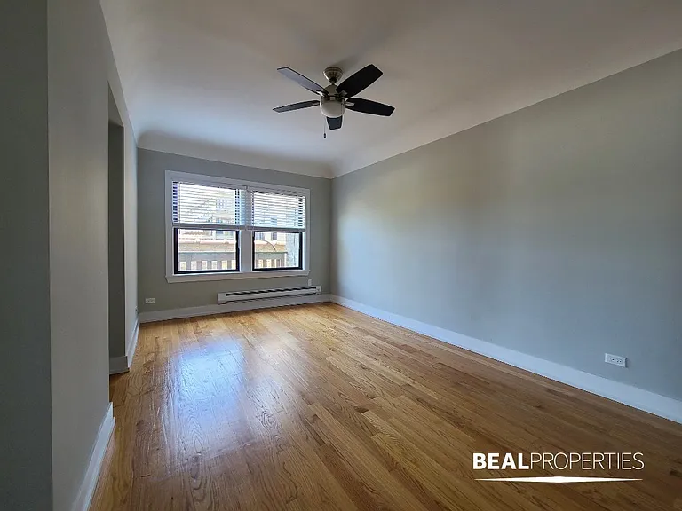 545 Chestnut St #202 — Photo 2