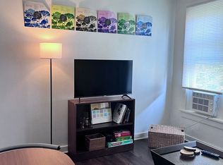 1111 27th St APT 3, Des Moines, IA 50311