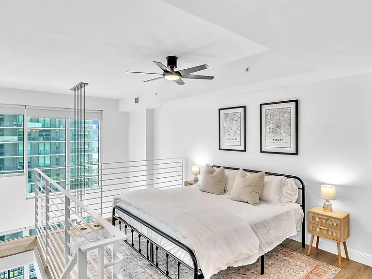 60 SW 13th St #1810 — Photo 13
