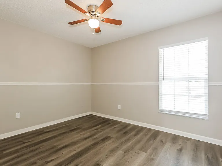 3039 Annadale Cir — Photo 13